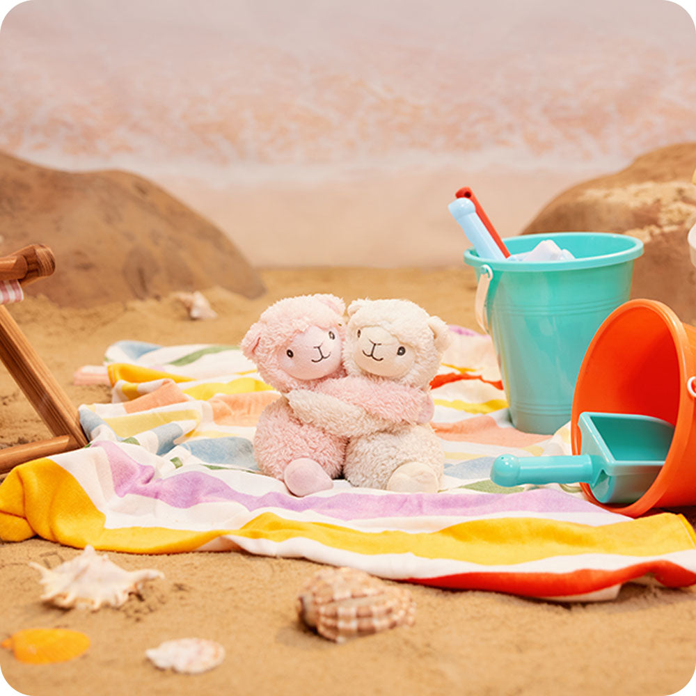 Llama Hugs - Image 3